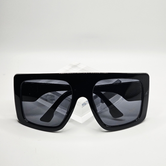 Solaris Shield - Picture 2 of 5